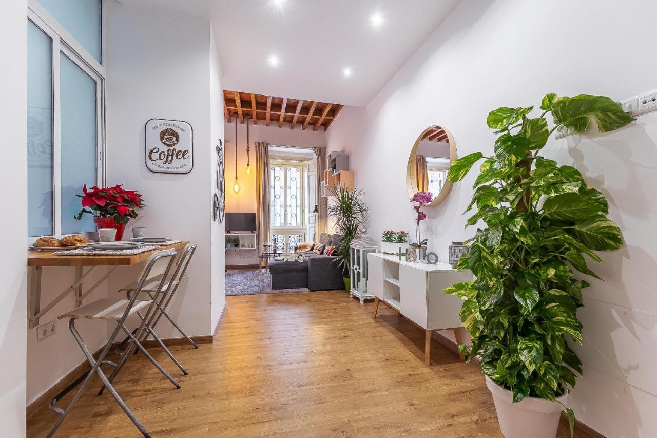 HomeAbroad Apartments - Larios Boutique Studio Málaga Extérieur photo