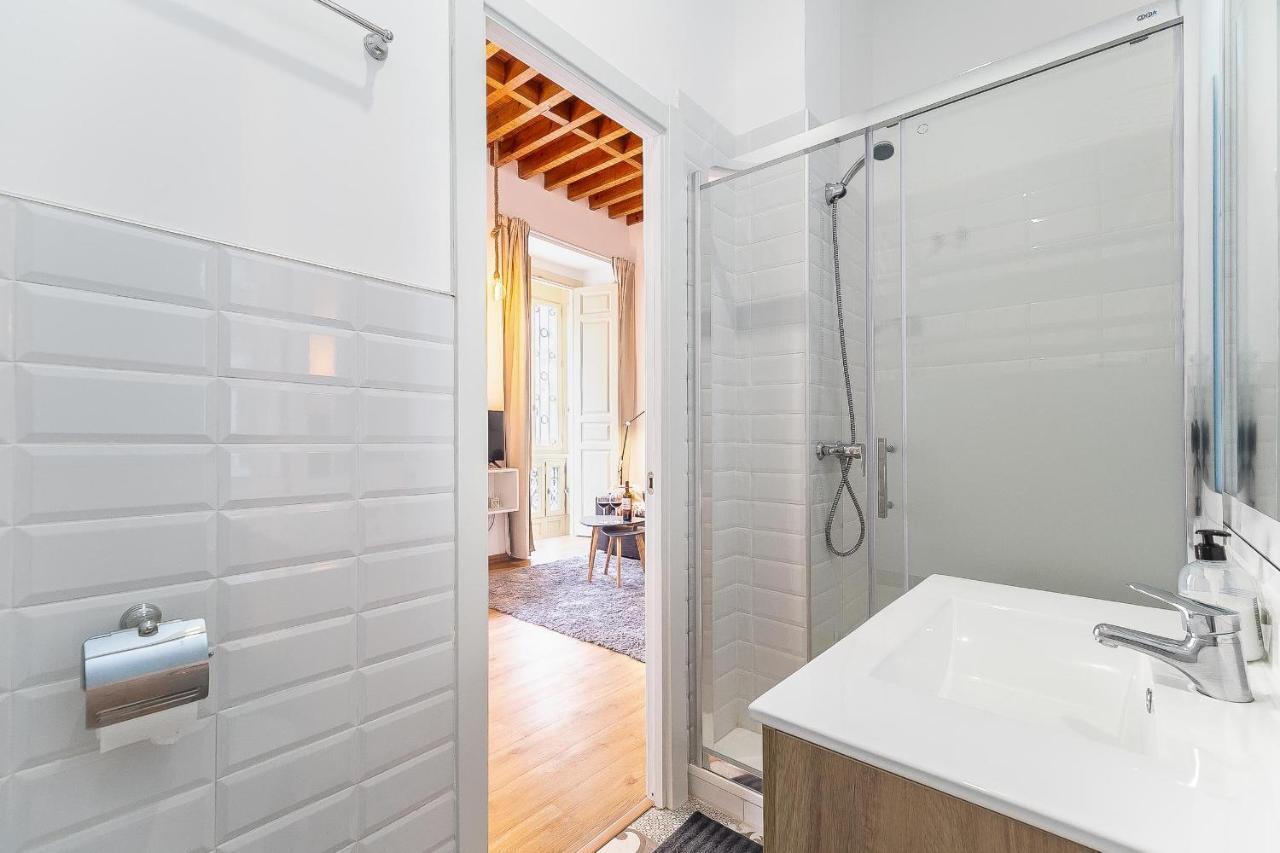 HomeAbroad Apartments - Larios Boutique Studio Málaga Extérieur photo