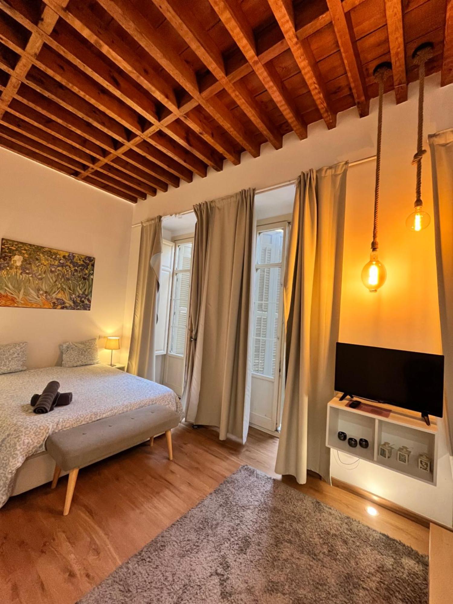 HomeAbroad Apartments - Larios Boutique Studio Málaga Extérieur photo