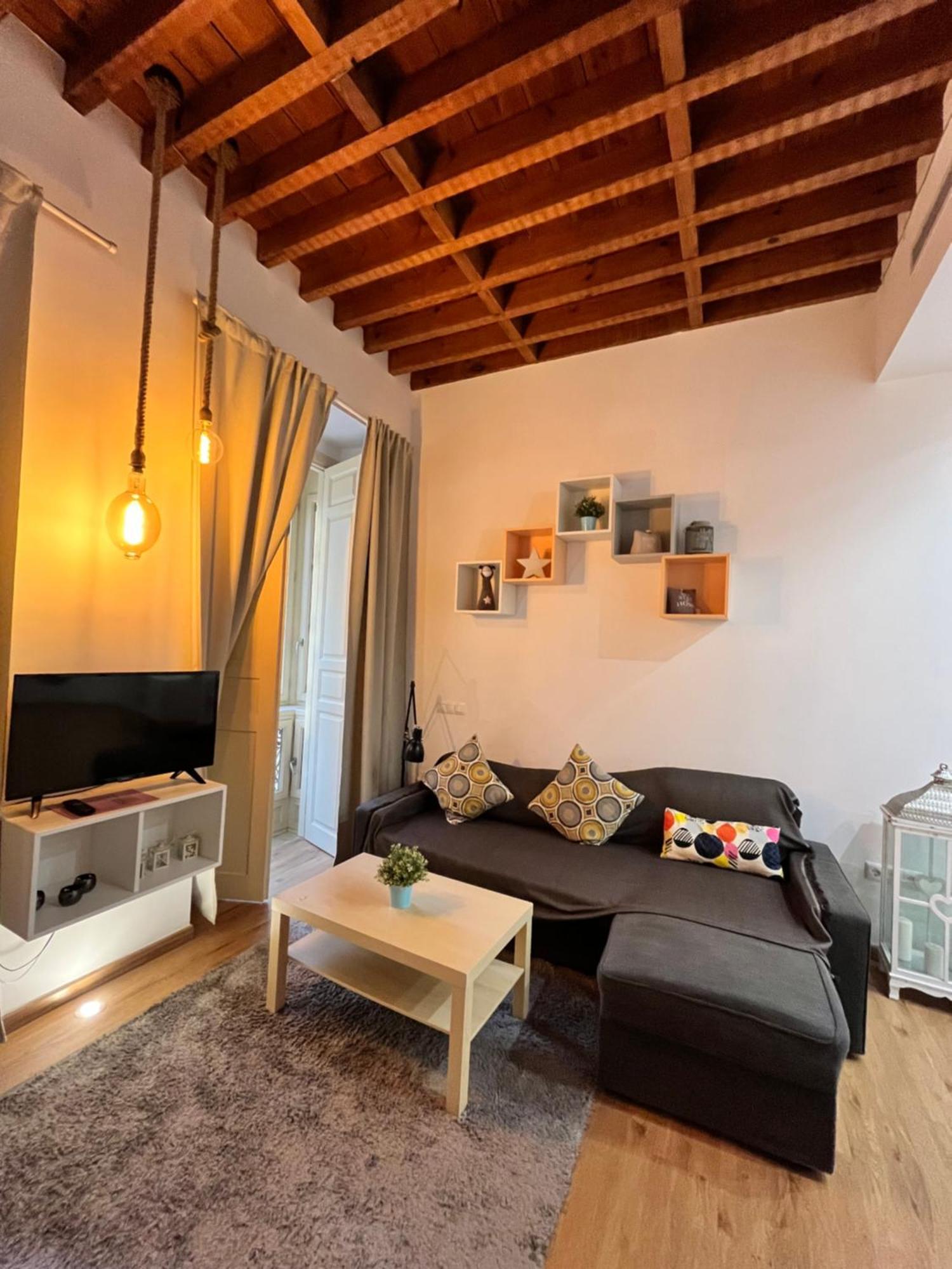 HomeAbroad Apartments - Larios Boutique Studio Málaga Extérieur photo
