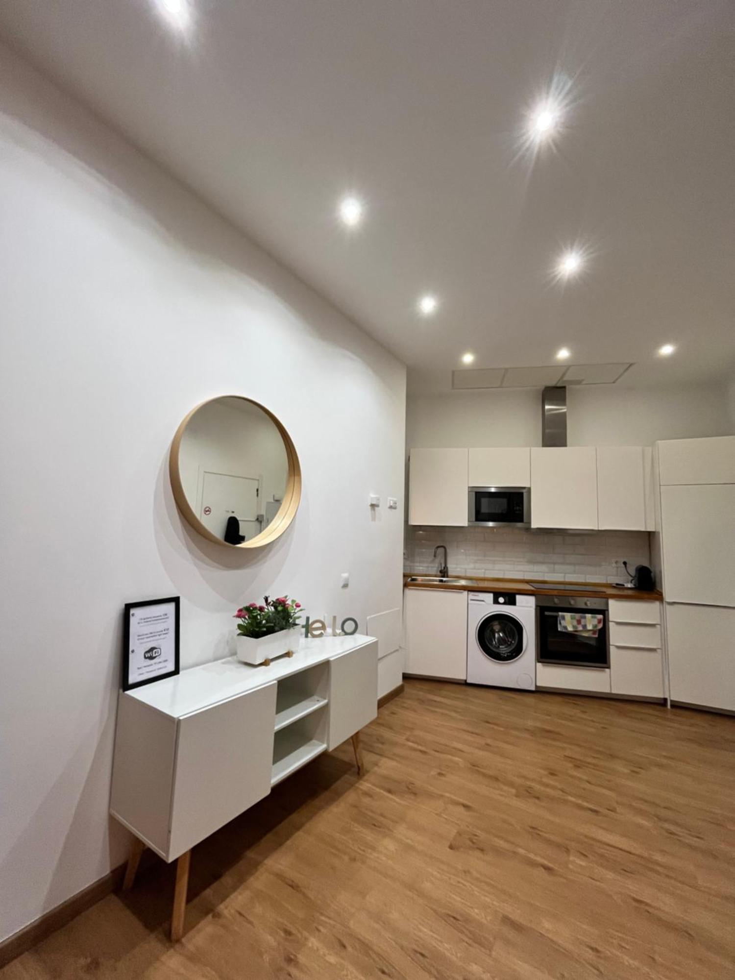 HomeAbroad Apartments - Larios Boutique Studio Málaga Extérieur photo